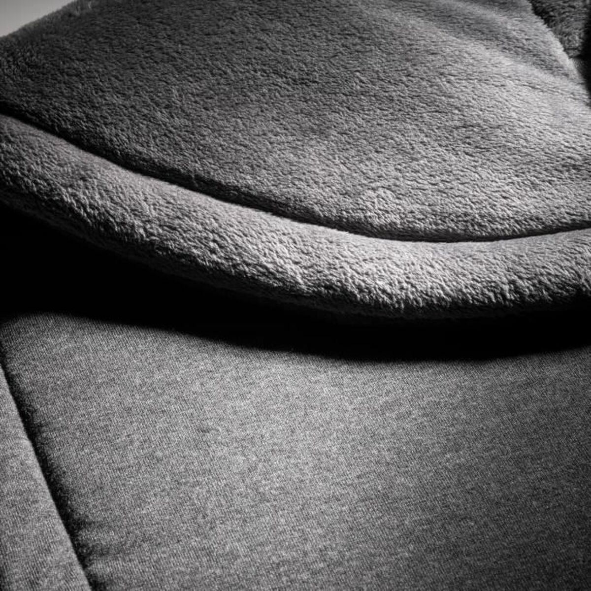 V7H677AAD54484E35138992ECE5219FF7BBR7406750P3