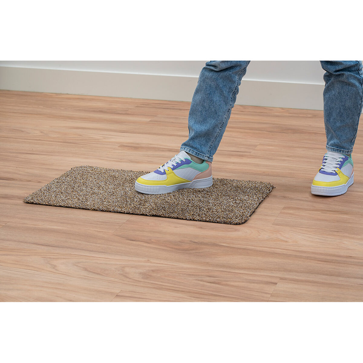 V3HE36F23825C54E523C42F2CD91DCA21C3R7472681P3