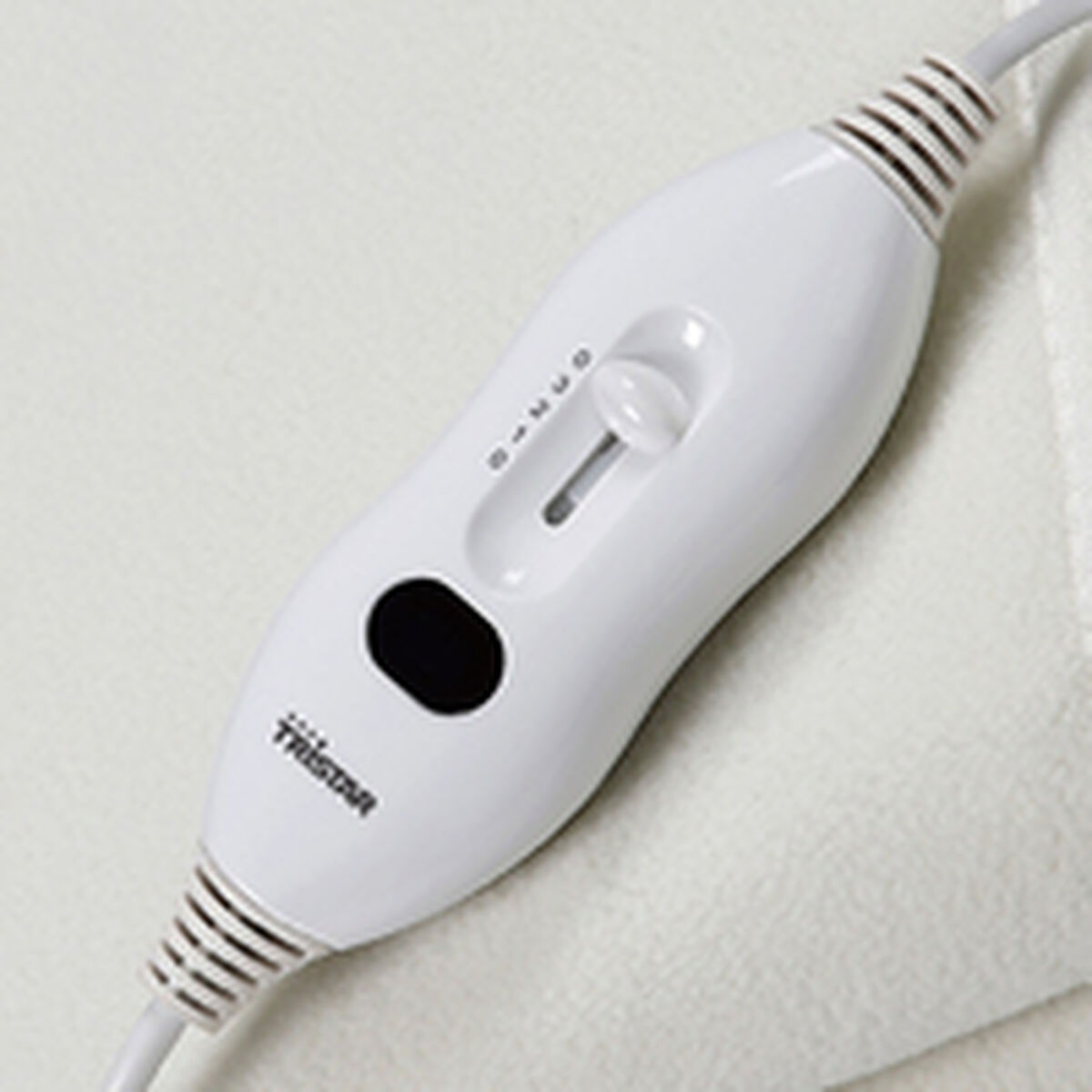 V2HF37DE47DE61B43F2B2DFCB18C1D505C0R7382640P4